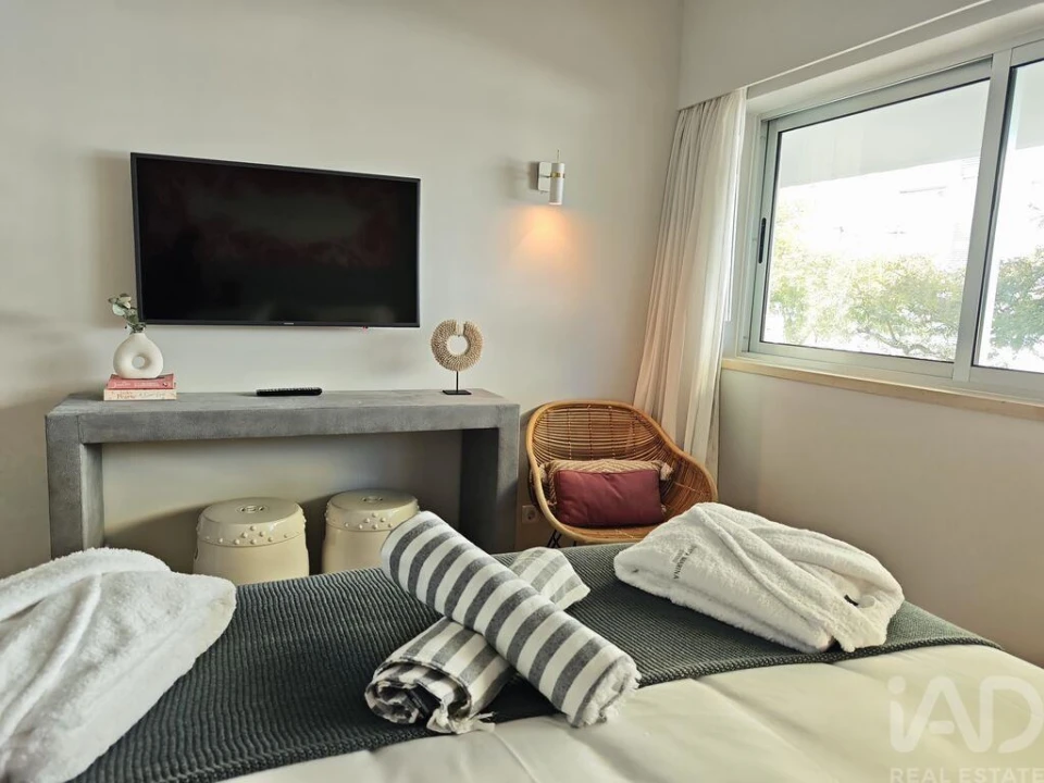 Apartamento T1 para Venda em Portimão Foto 6