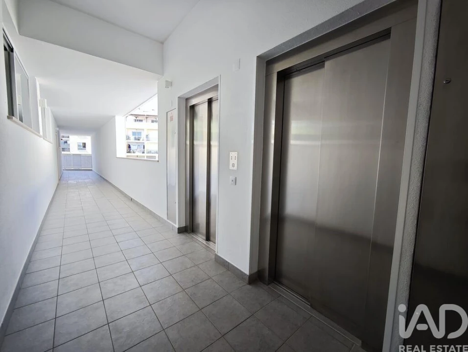 Apartamento T1 para Venda em Portimão Foto 35