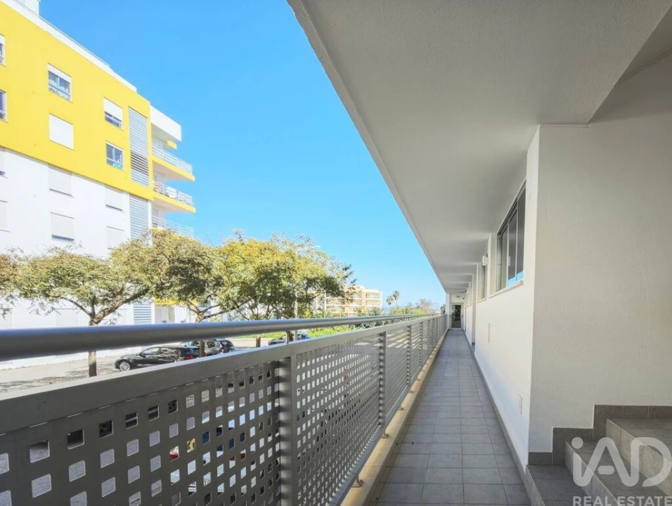 Apartamento T1 para Venda em Portimão Foto 36