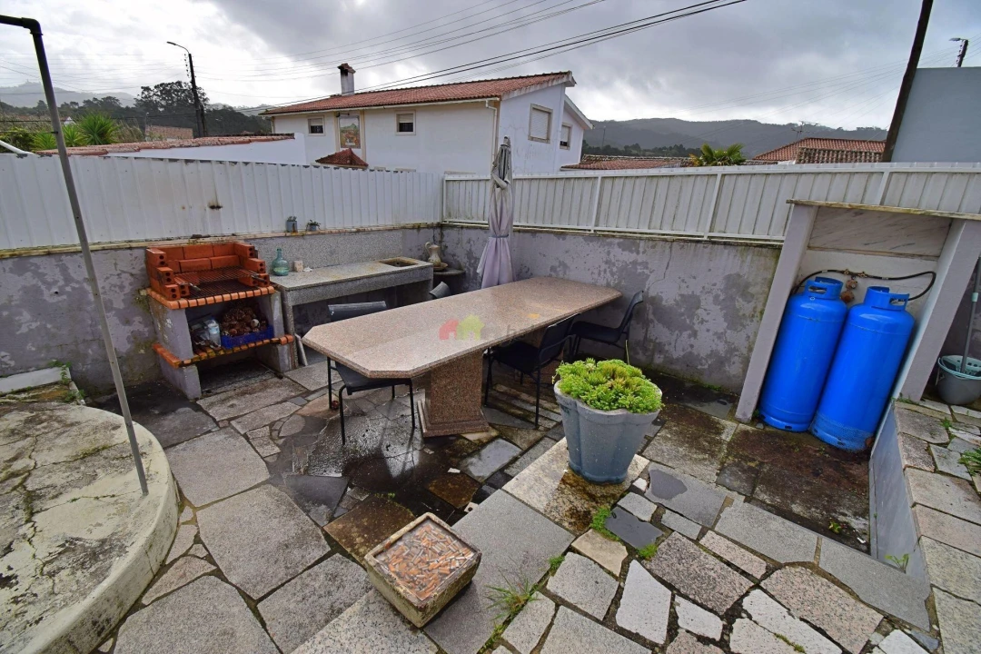 Moradia T5 para Venda em Colares Foto 56