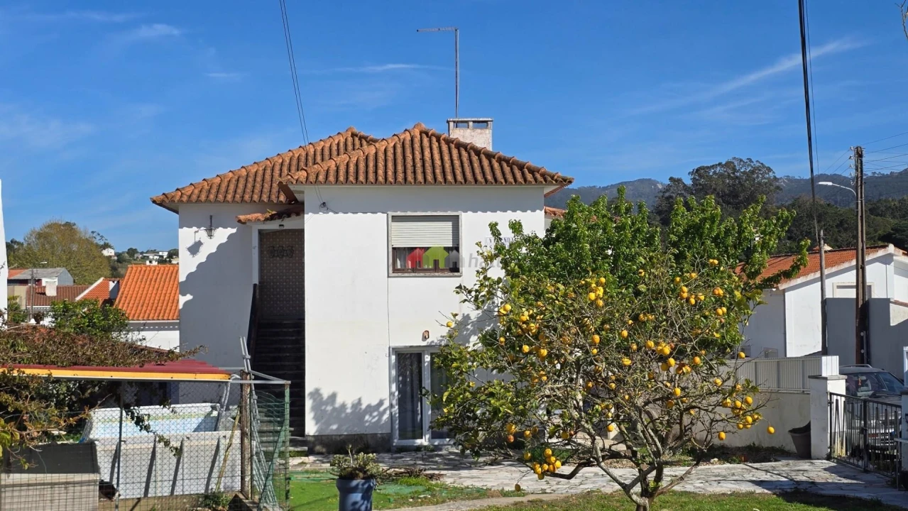Moradia T5 para Venda em Colares Foto 37