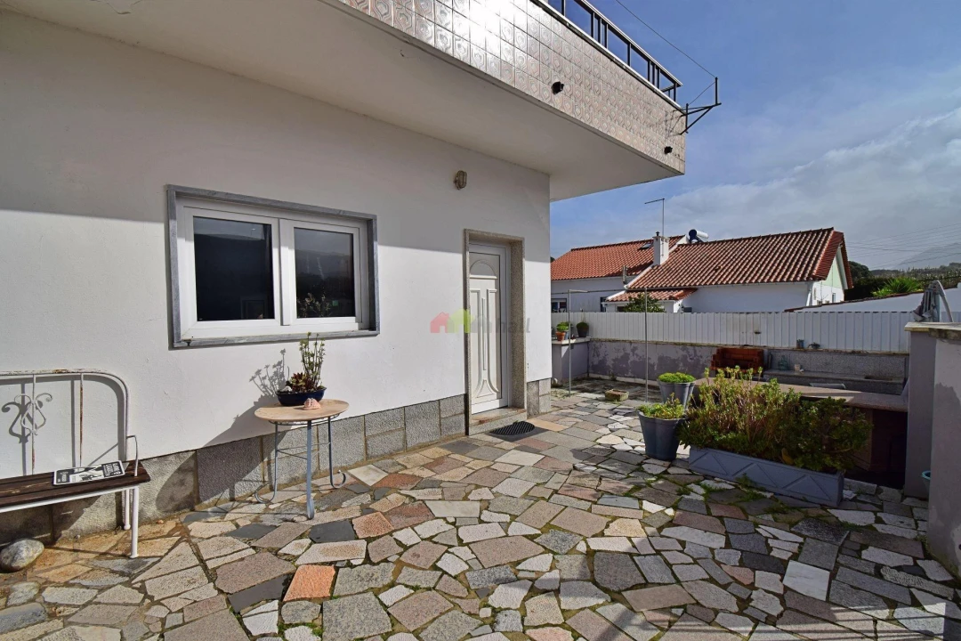 Moradia T5 para Venda em Colares Foto 8