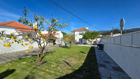Moradia T5 para Venda em Colares