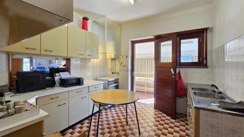 Moradia T5 para Venda em Colares