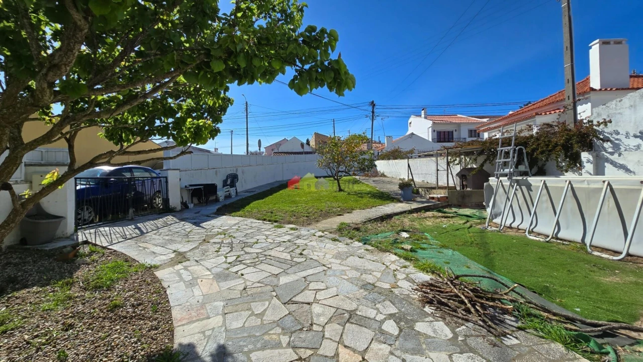Moradia T5 para Venda em Colares Foto 34