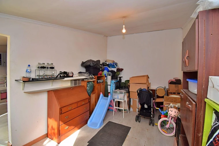 Moradia T5 para Venda em Colares Foto 72