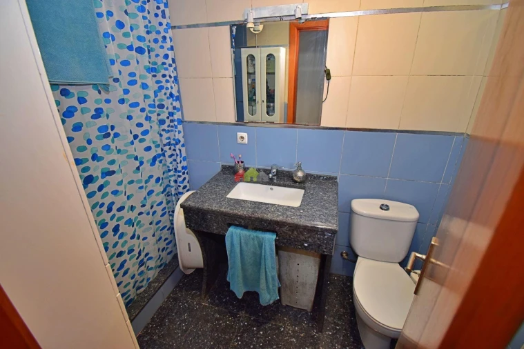 Moradia T5 para Venda em Colares Foto 21