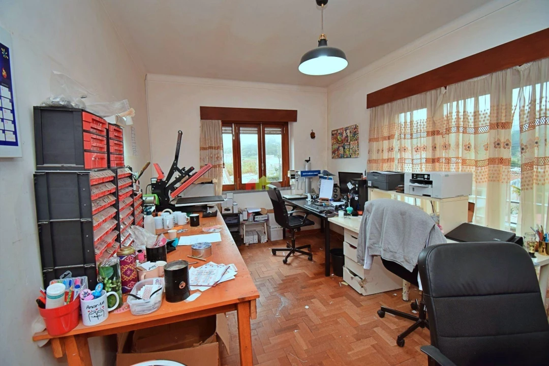 Moradia T5 para Venda em Colares Foto 42