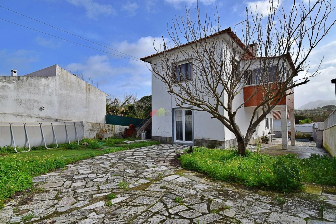 Moradia T5 para Venda em Colares Foto 34