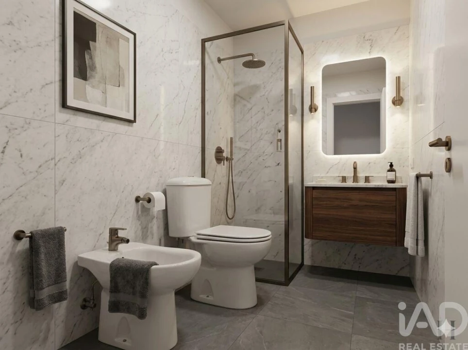 Apartamento T2 para Venda em Agualva e Mira-Sintra Foto 18