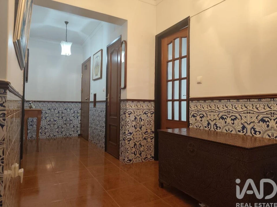 Apartamento T2 para Venda em Agualva e Mira-Sintra Foto 14