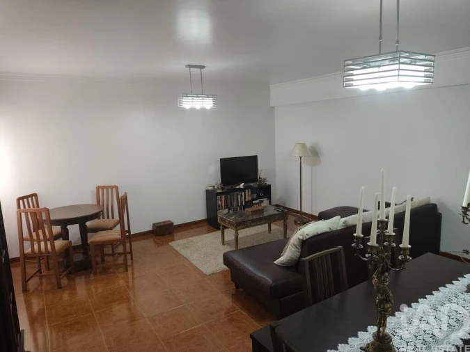 Apartamento T2 para Venda em Agualva e Mira-Sintra Foto 5