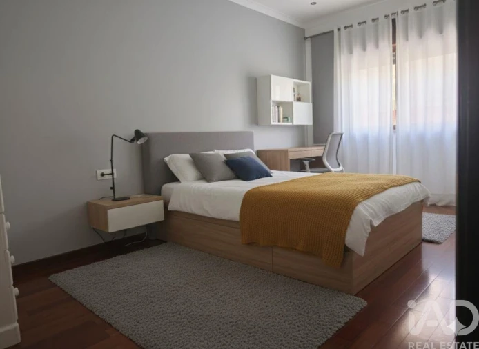 Apartamento T2 para Venda em Agualva e Mira-Sintra Foto 6