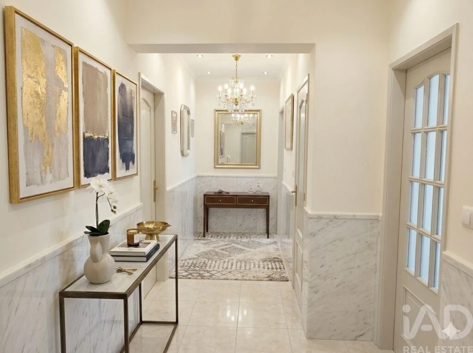 Apartamento T2 para Venda em Agualva e Mira-Sintra Foto 11