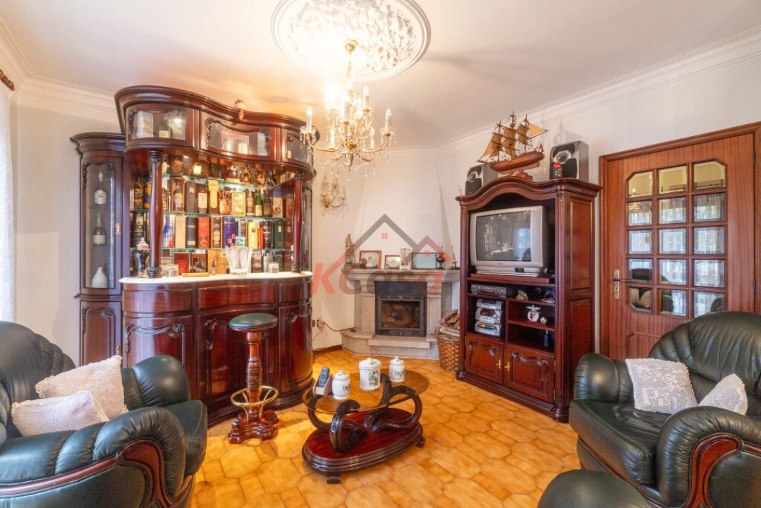 Moradia T4 para Venda em Coronado (São Romão e São Mamede) Foto 30