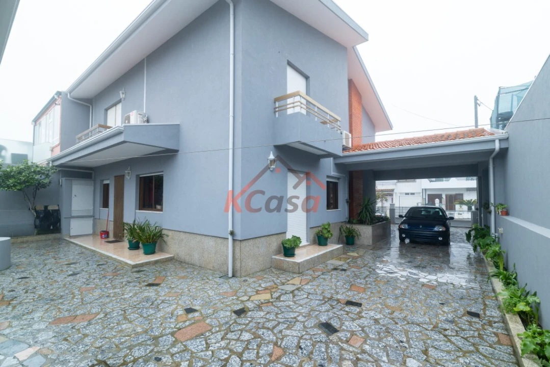 Moradia T4 para Venda em Coronado (São Romão e São Mamede) Foto 3