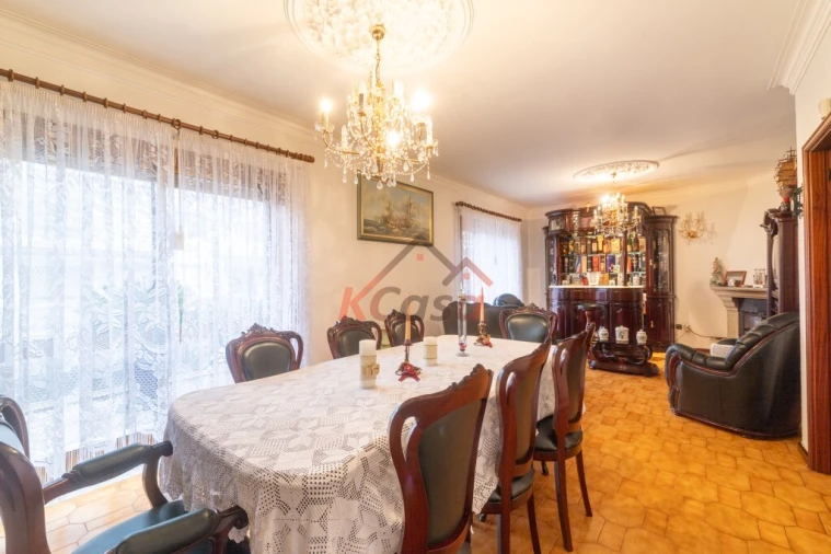 Moradia T4 para Venda em Coronado (São Romão e São Mamede) Foto 28