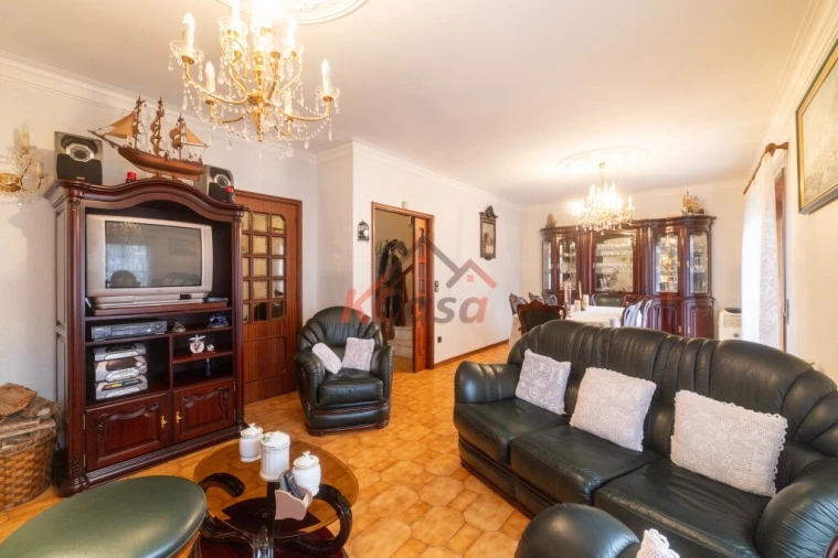 Moradia T4 para Venda em Coronado (São Romão e São Mamede) Foto 33