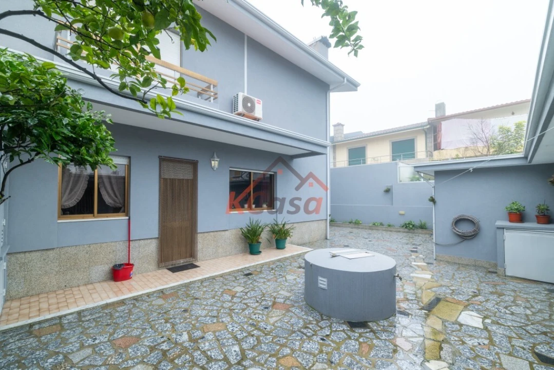 Moradia T4 para Venda em Coronado (São Romão e São Mamede) Foto 4