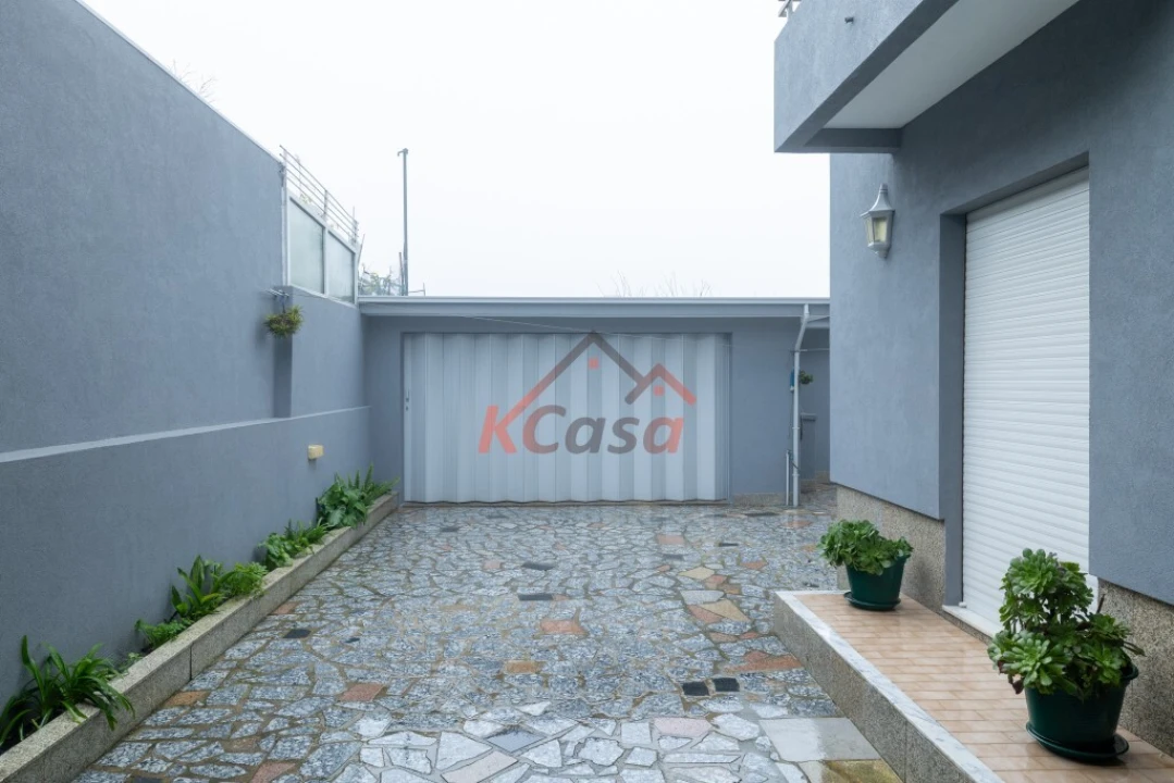 Moradia T4 para Venda em Coronado (São Romão e São Mamede) Foto 8