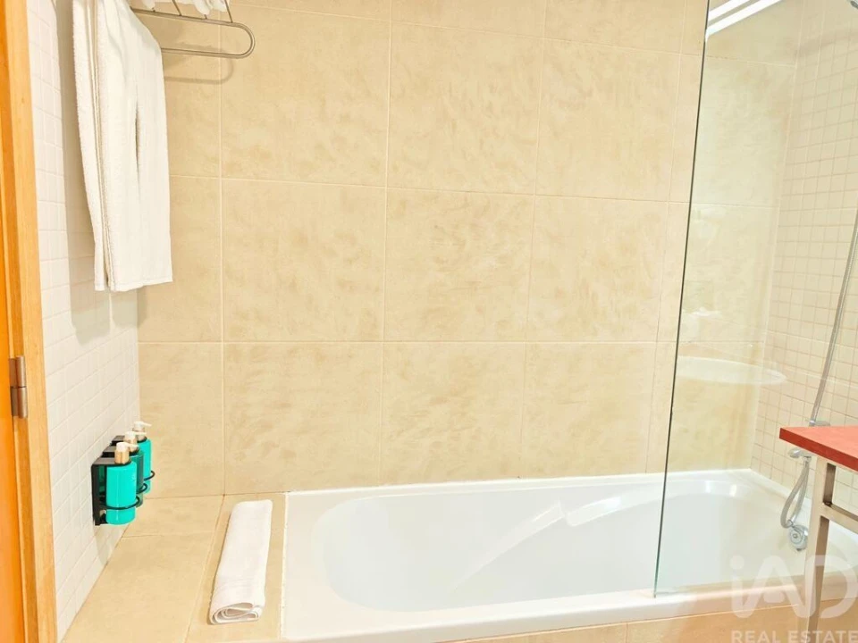 Apartamento T1 para Venda em Portimão Foto 19