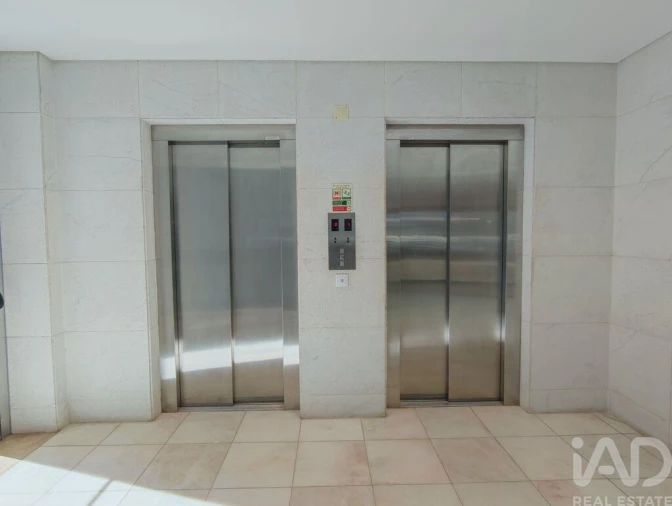 Apartamento T1 para Venda em Portimão Foto 28