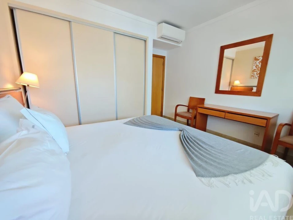 Apartamento T1 para Venda em Portimão Foto 6