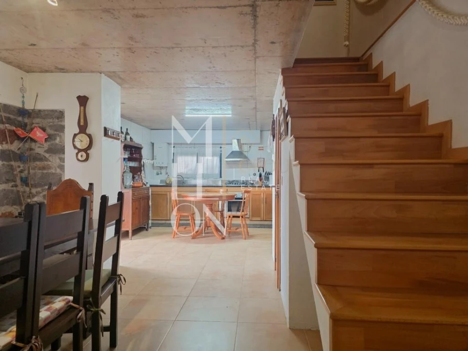 Moradia T2 para Venda em Fajã da Ovelha Foto 10