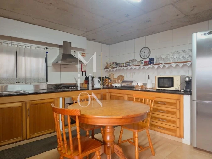 Moradia T2 para Venda em Fajã da Ovelha Foto 12