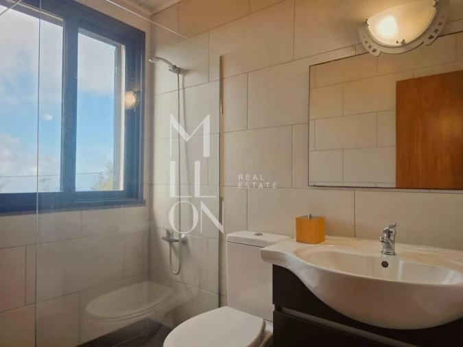 Moradia T2 para Venda em Fajã da Ovelha Foto 22