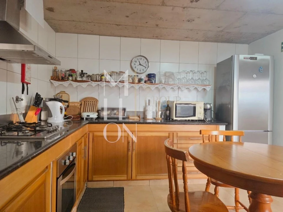 Moradia T2 para Venda em Fajã da Ovelha Foto 13