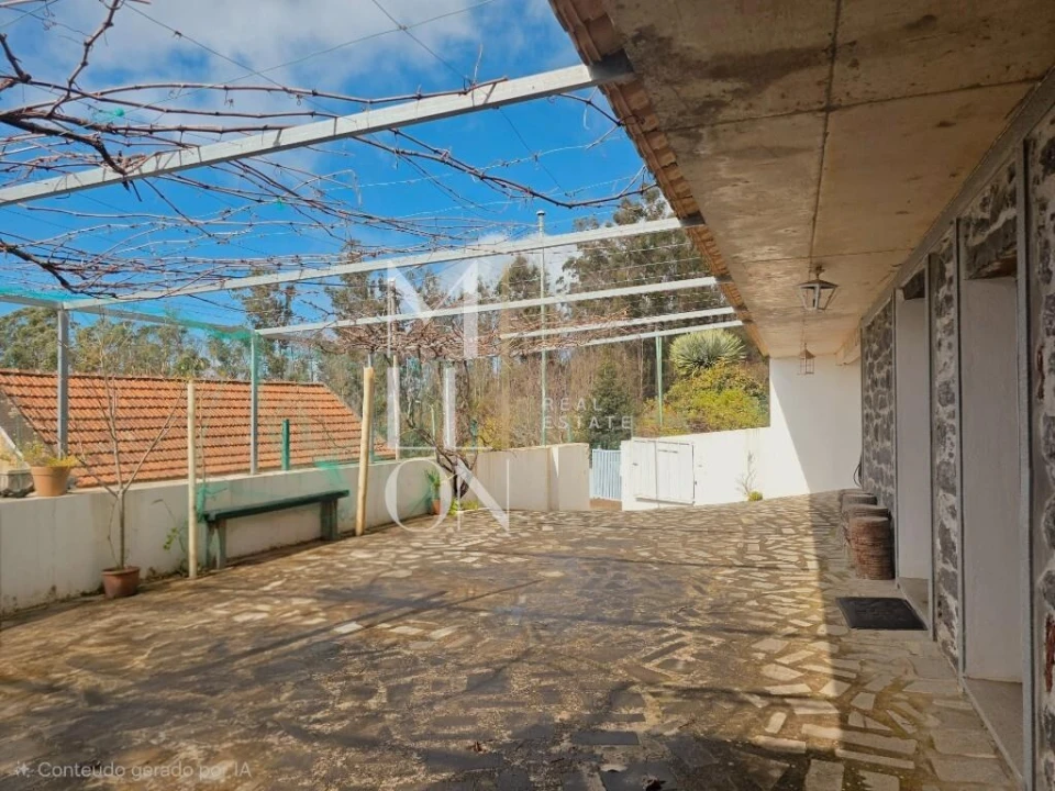 Moradia T2 para Venda em Fajã da Ovelha Foto 37