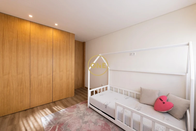 Apartamento T3 para Venda em Pousada de Saramagos Foto 9