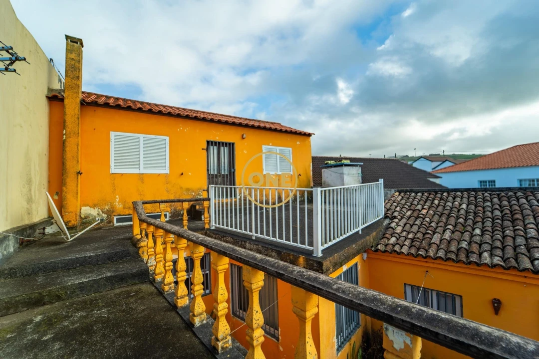 Moradia T3 para Venda em Achadinha Foto 21