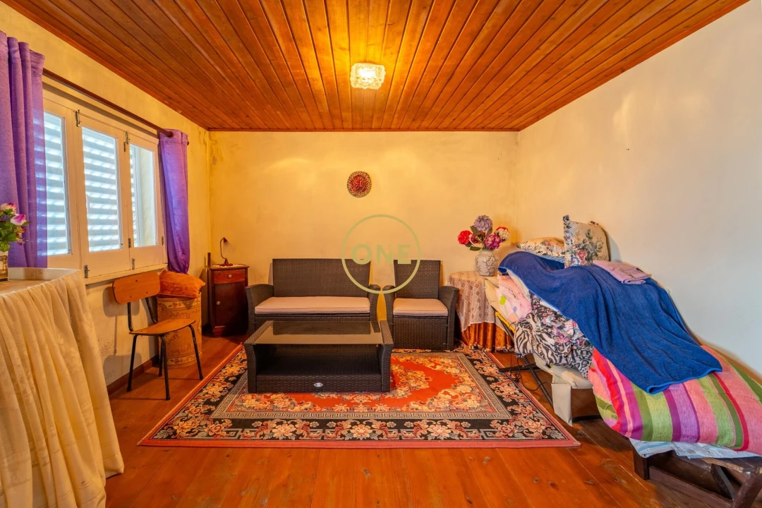 Moradia T3 para Venda em Achadinha Foto 16