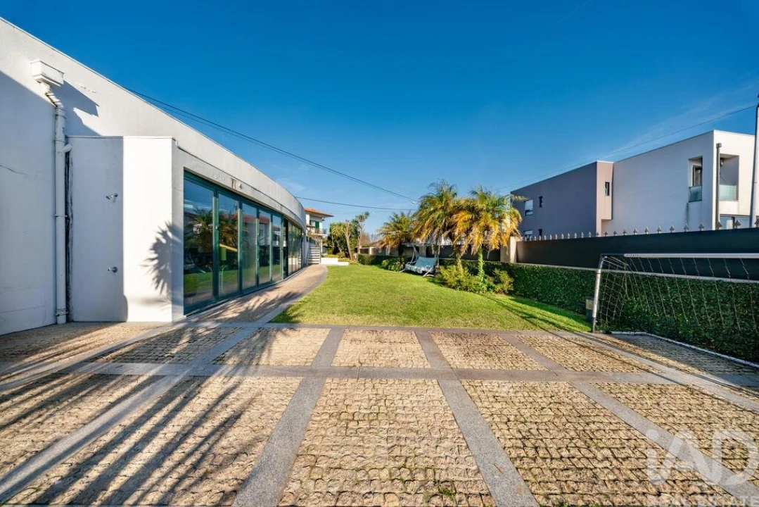 Moradia T4 para Venda em Vila Nova de Famalicão e Calendário Foto 31