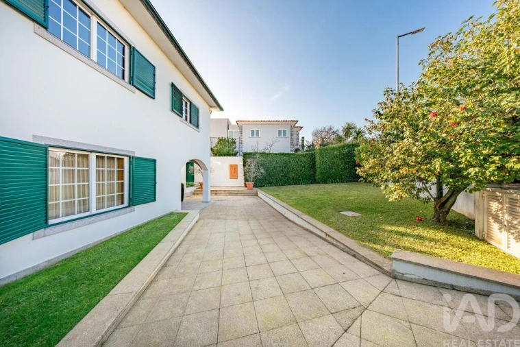 Moradia T4 para Venda em Vila Nova de Famalicão e Calendário Foto 3