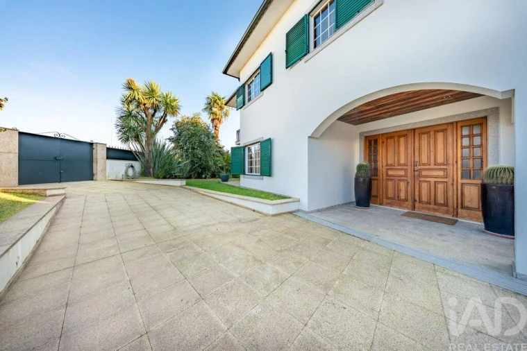 Moradia T4 para Venda em Vila Nova de Famalicão e Calendário Foto 2