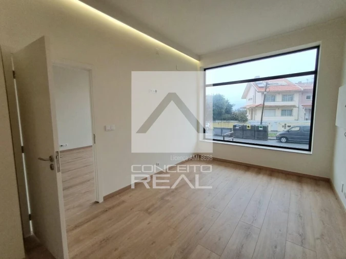 Loja para Venda em Custóias, Leça do Balio e Guifões Foto 12