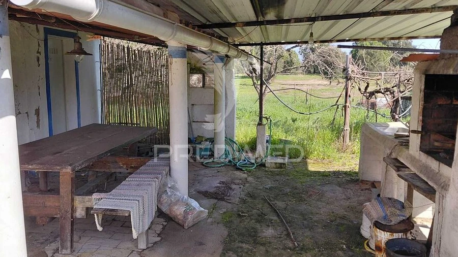 Terreno para Venda em São Domingos e Vale de Água
