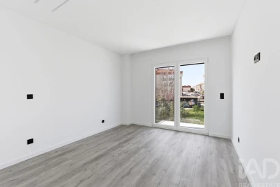 Apartamento T4 para Venda em Santa Iria de Azoia, São João da Talha e Bobadela