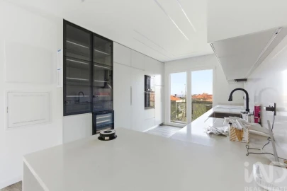 Apartamento T4 para Venda em Santa Iria de Azoia, São João da Talha e Bobadela