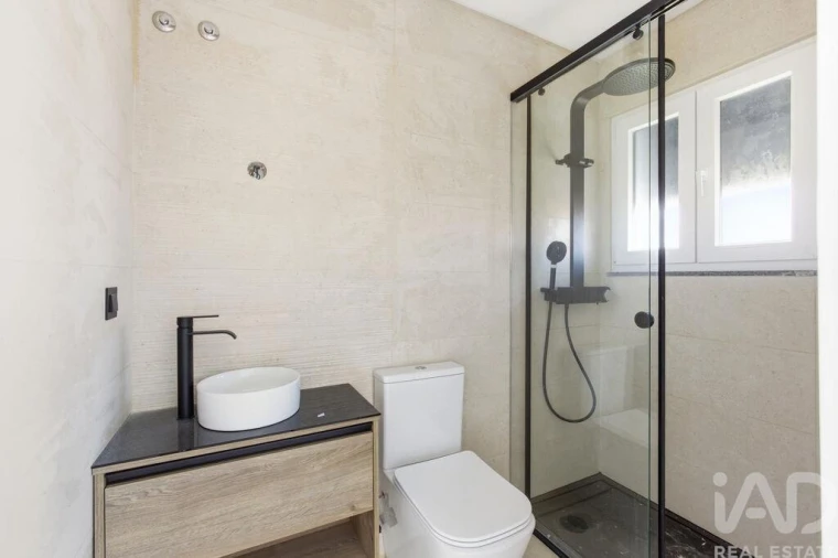 Apartamento T4 para Venda em Santa Iria de Azoia, São João da Talha e Bobadela Foto 22