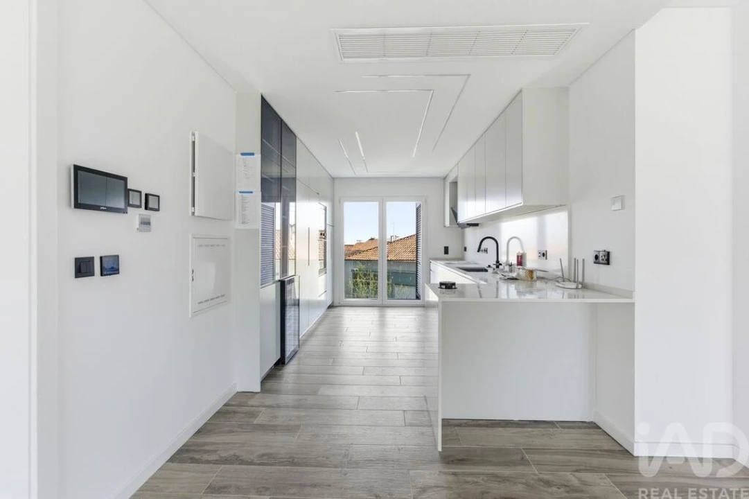 Apartamento T4 para Venda em Santa Iria de Azoia, São João da Talha e Bobadela Foto 10