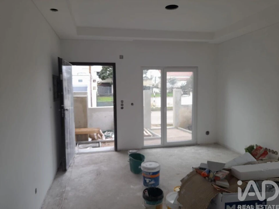 Moradia T4 para Venda em Fernao Ferro Foto 4