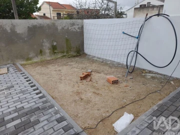 Moradia T4 para Venda em Fernao Ferro
