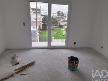 Moradia T4 para Venda em Fernao Ferro
