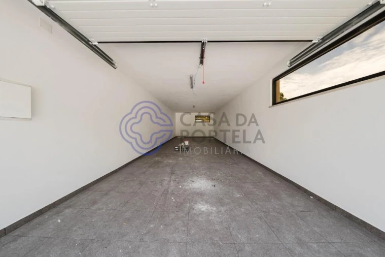 Moradia T3 para Venda em Alvorninha Foto 41