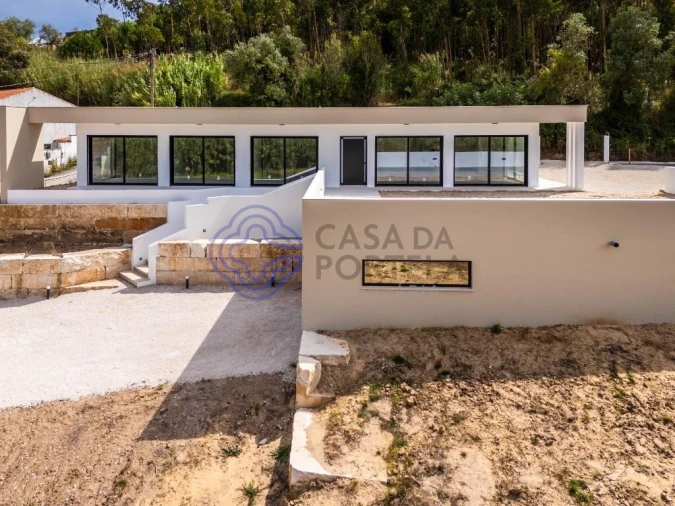 Moradia T3 para Venda em Alvorninha Foto 5