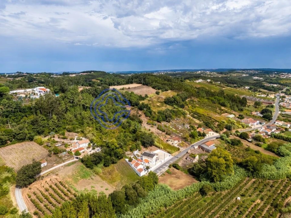 Moradia T3 para Venda em Alvorninha Foto 46